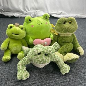 Frog Lovers Plush Lot of 4 Stuffed Animals Green, Webkinz, Ganz, Frankford